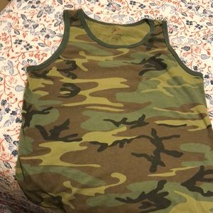Camo muscle tee